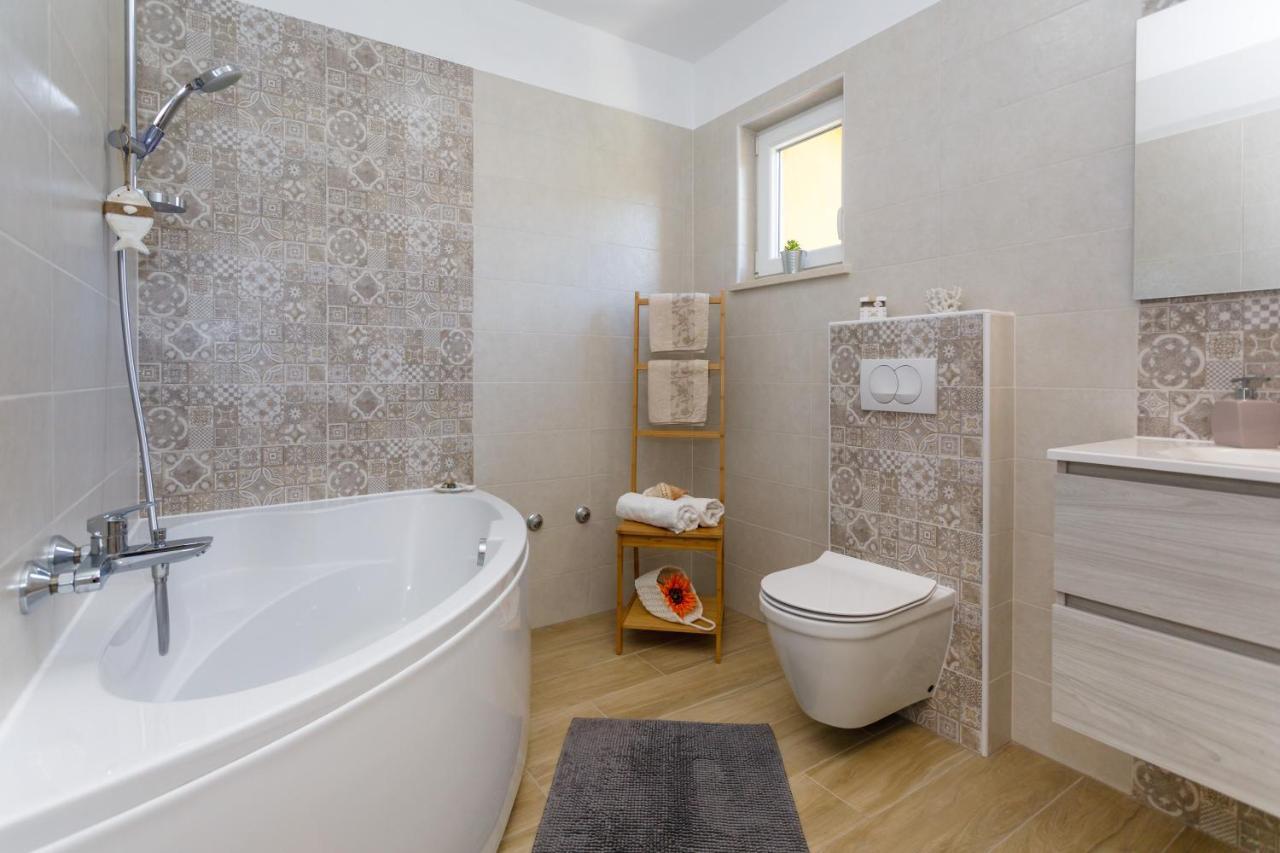 Villa Ivetta Veprinac エクステリア 写真