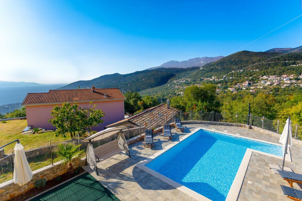 Villa Ivetta Veprinac エクステリア 写真